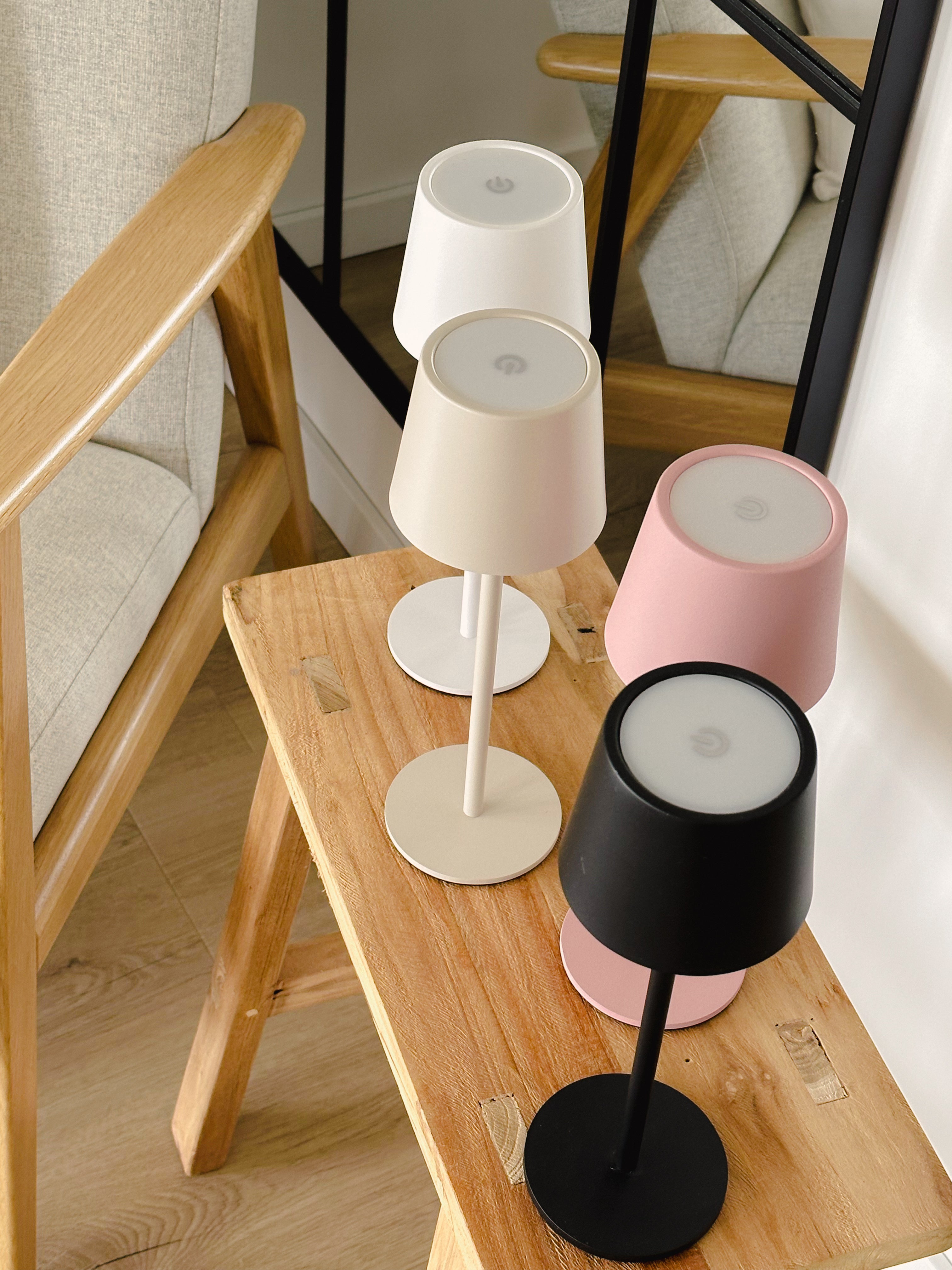 LED Tischleuchte Touch, Dimmfunktion, aufladbar, 3 Farbstufen - schwarz