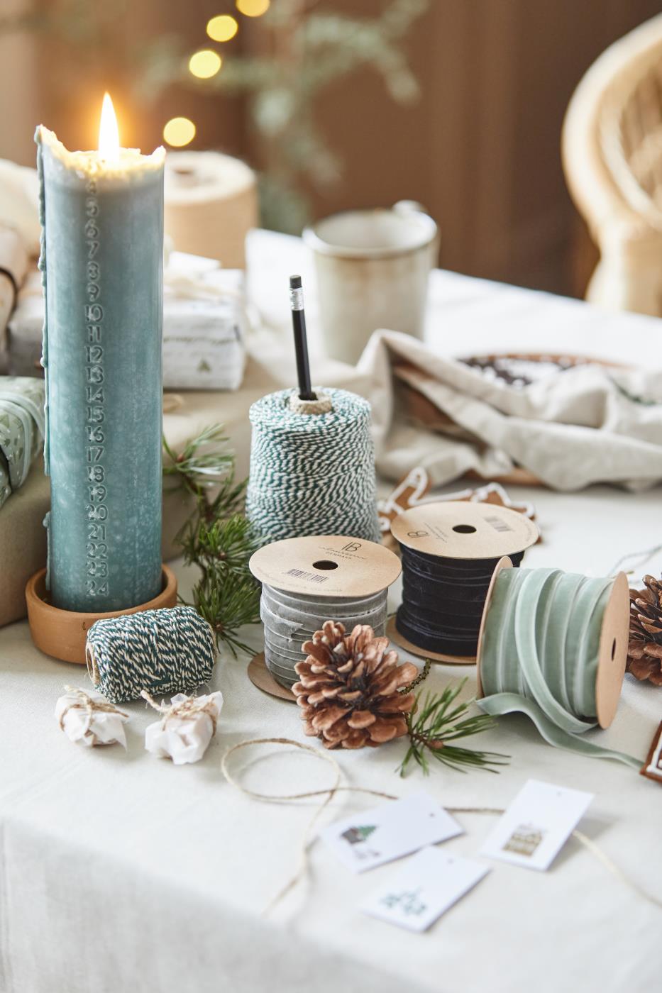 Geschenkband/ Samtband/ Veloursband staubig grün - 10 m