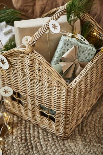 Girlande/ Band mit 9 Sternen verschiedene Größen, Papier - 1,25 m