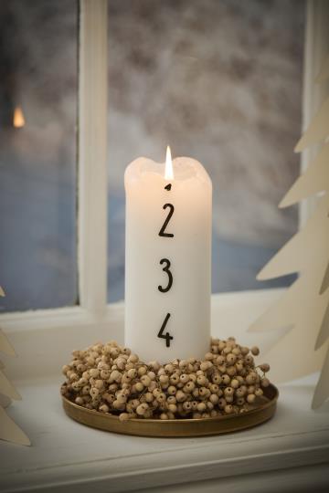 Kranz aus Holzperlen handgefertigt, naturfarben -  Ø: 13,5 cm