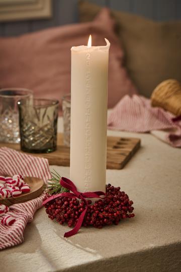 Kranz aus Holzperlen handgefertigt, rot -  Ø: 13,5 cm