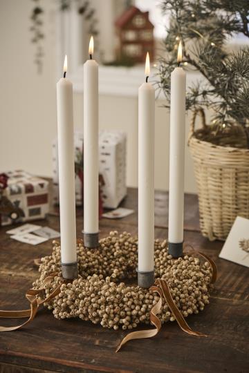 Adventskerze 1-4 Schachtel mit 4 Kerzen geprägten Zahlen, Stearin - weiß