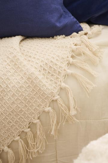 Plaid/ Decke creme mit Waffelmuster - 130x160 cm