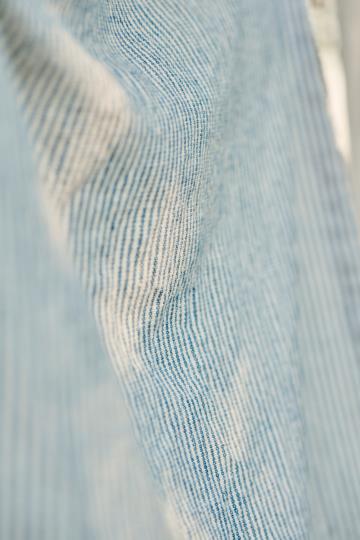 Geschirrtuch Charlie mit dünnen dunkelblauen Streifen