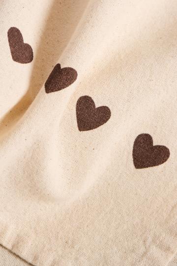 Geschirrtuch Johanne natur mit braunen Herzen