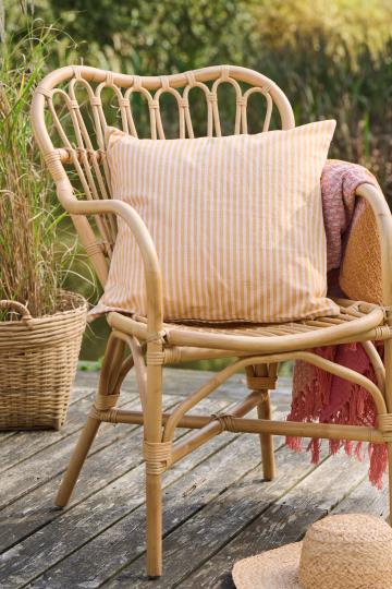 Kissenbezug Linea mit mustard und hellrosa schmalen Streifen - 50 x 50 cm