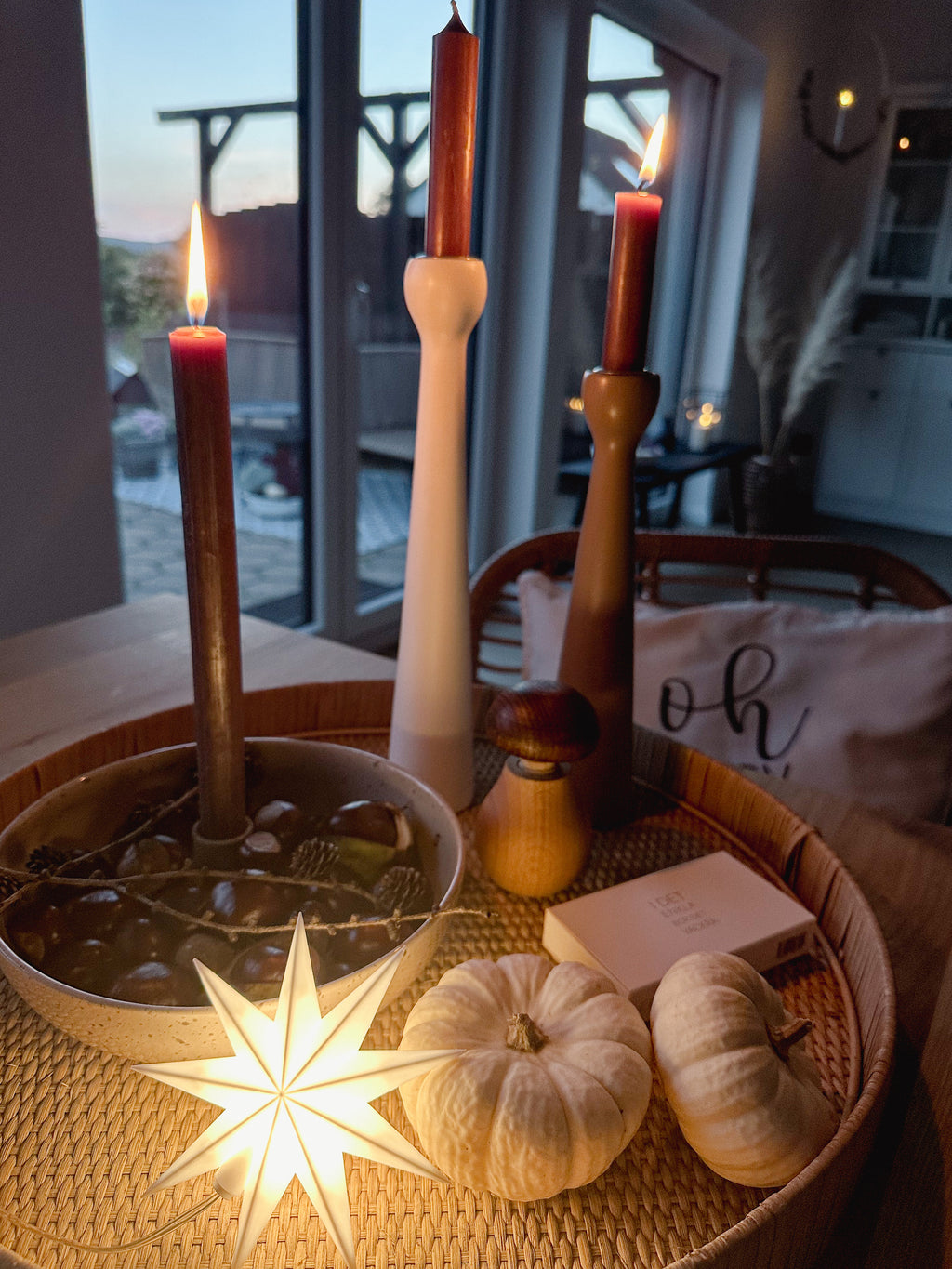 LED Leuchtstern/ Fensterstern 9 Zacken, weiß  Ø 11,5 cm mit Batteriefach und Timer