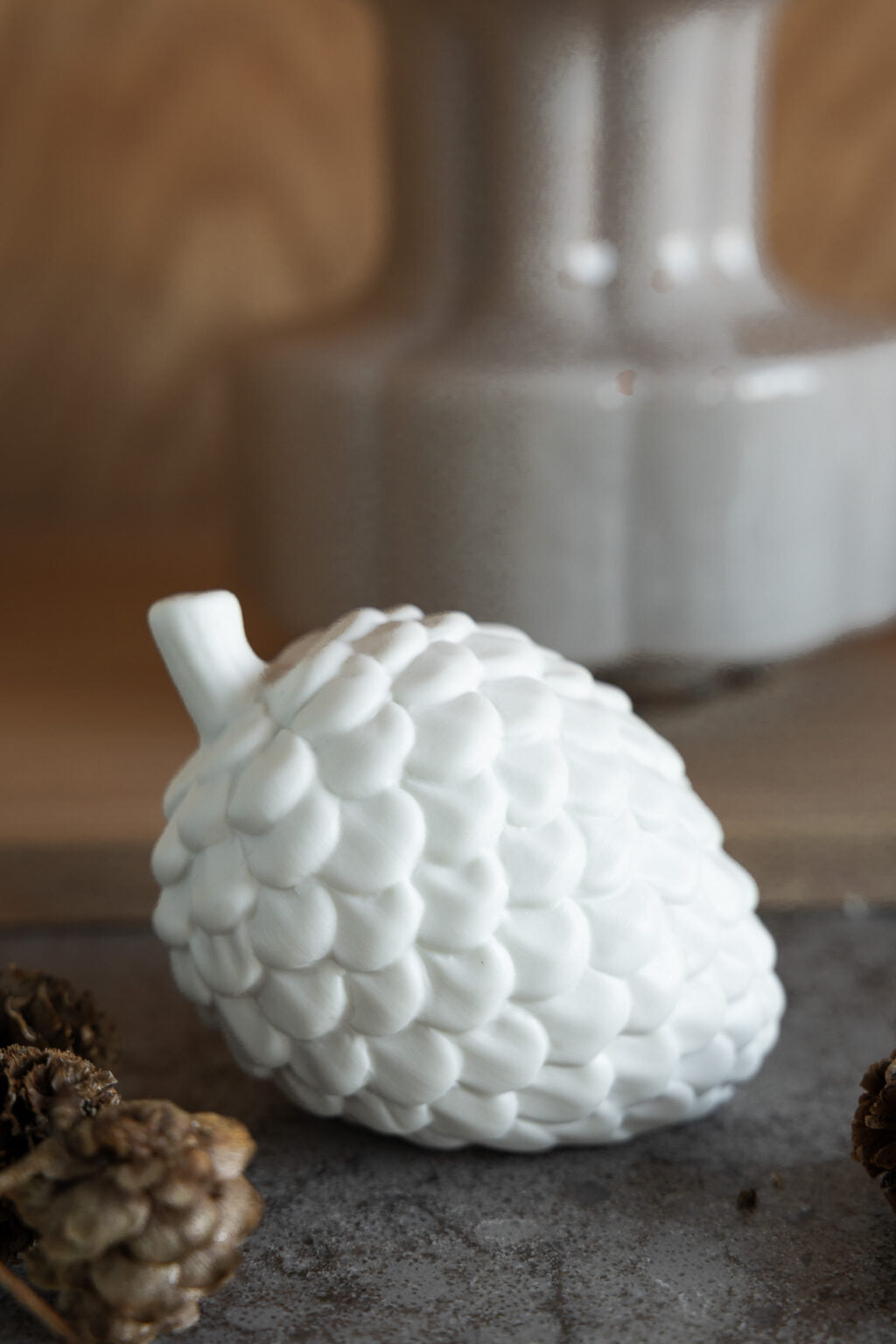 Zapfen Bergvik aus Keramik, weiß - 8 cm