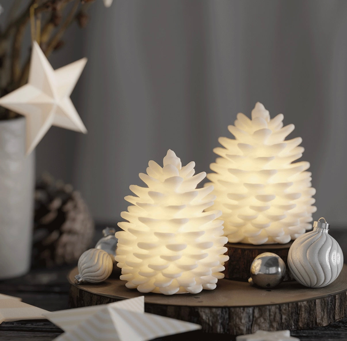 LED Zapfen, Hvid LED Kogle Deluxe Homeart - 13cm