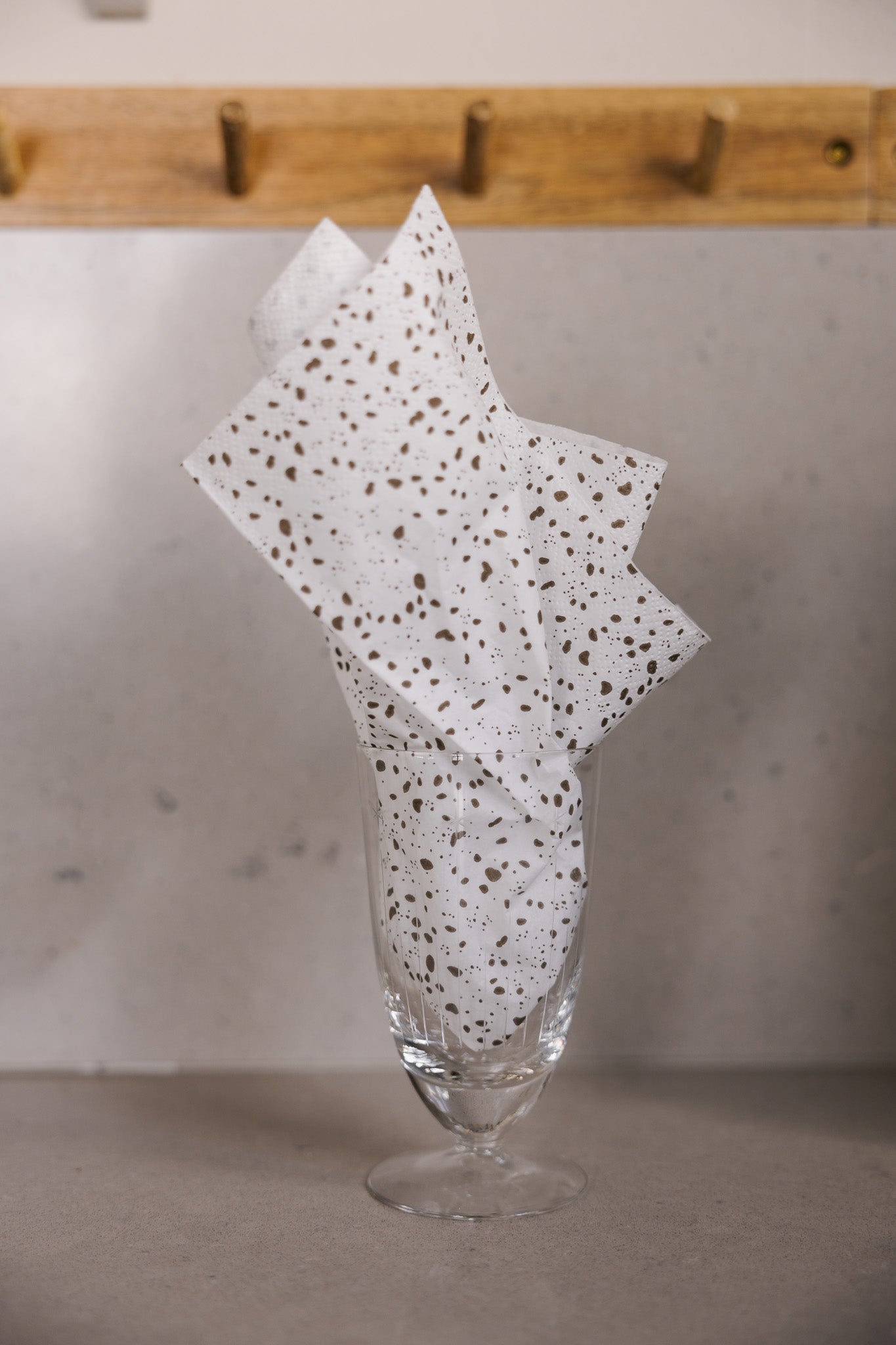 Papierserviette Spräcklig, white  - Storefactory