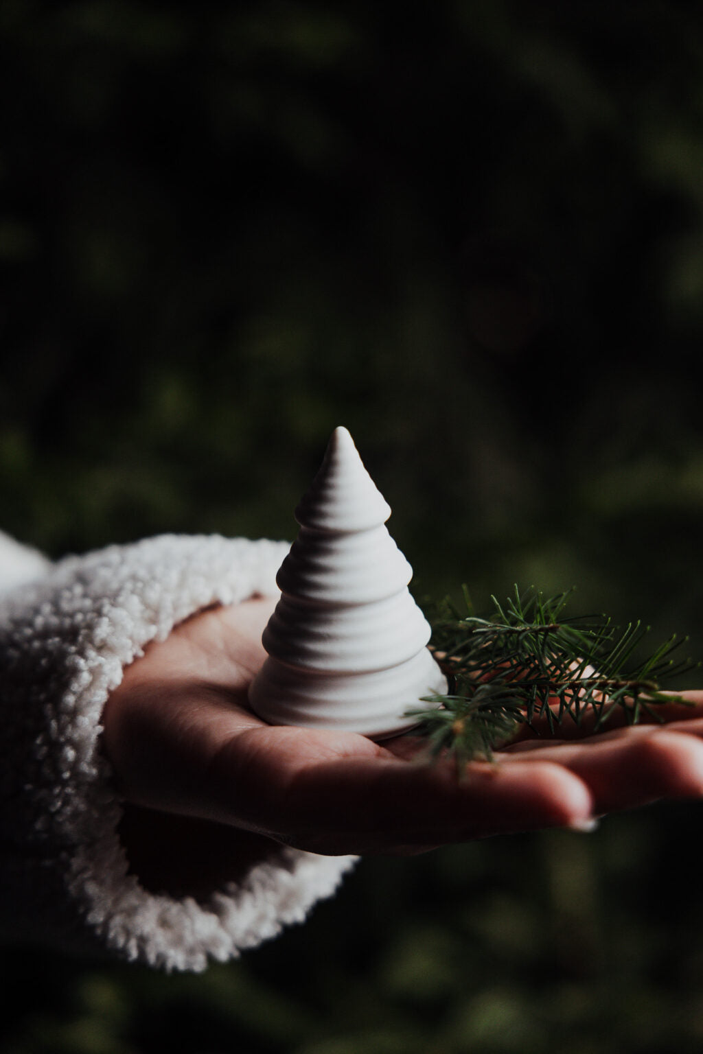 Tanne SKOGSHULT Keramik, weiß - Tannenbaum
