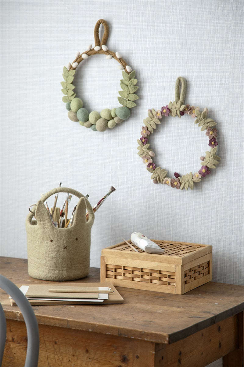 Osterkranz/ Kranz mit Ostereiern, Grün - Filzkranz