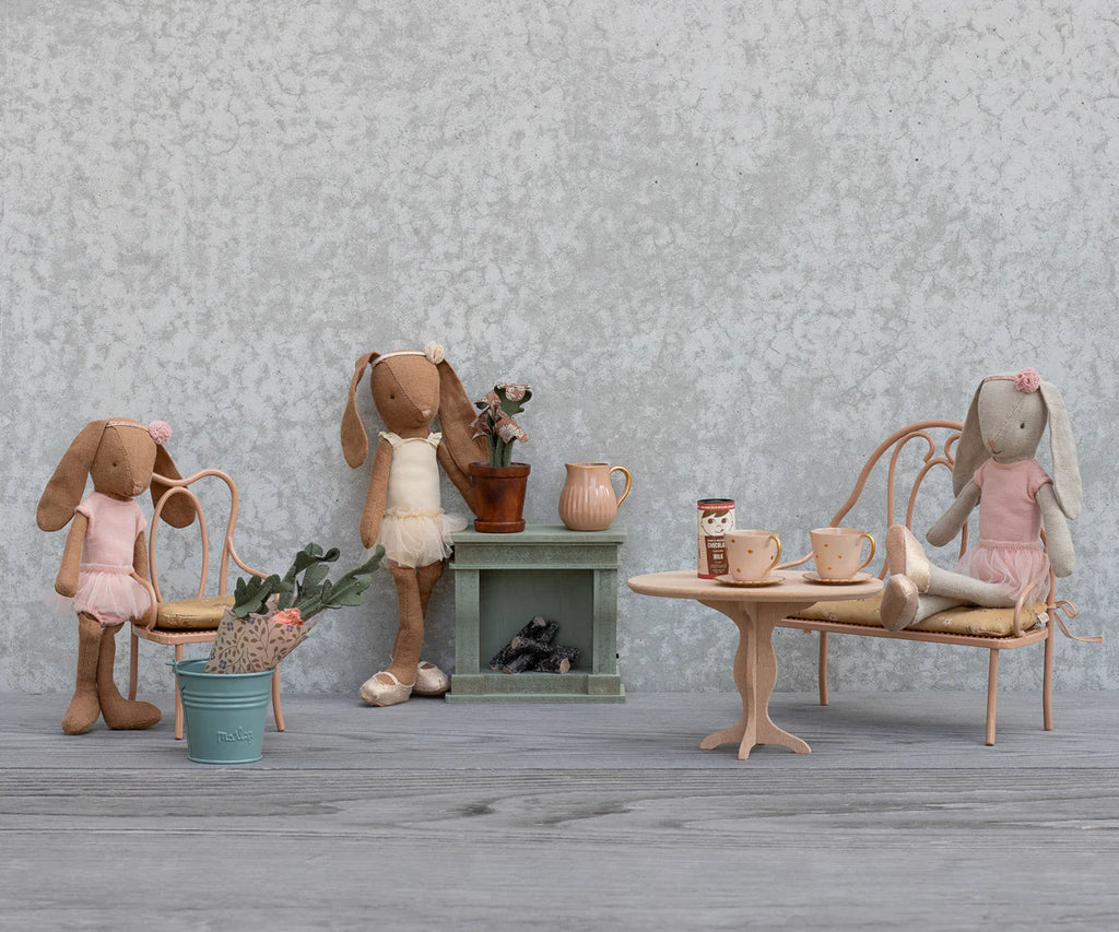 Hase/ Kaninchen, Größe 2 - Mädchen Ballettanzug und Rock, rosa - 24 cm