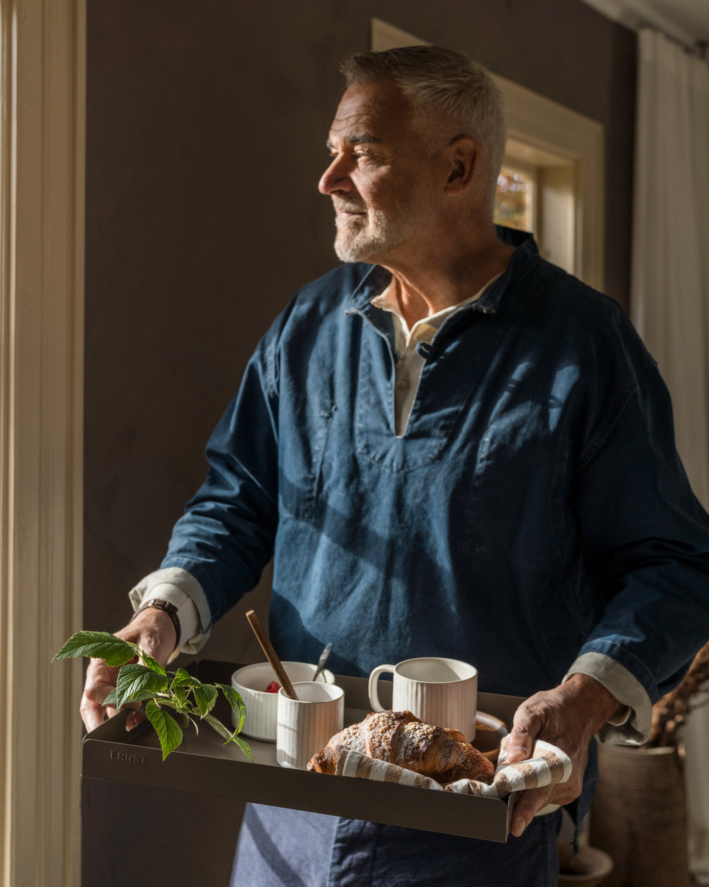 Tablett aus Metall, cremeweiß - 45 cm