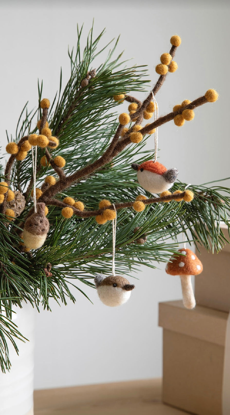 Grüne Eicheln/ Filz Anhänger, 6er Set - Beige/ Braun/ Grün