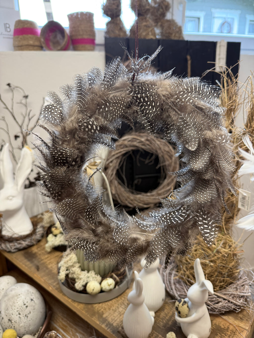 Kranz Perlhuhnfedern, beidseitig, natur -  Ø 20 cm