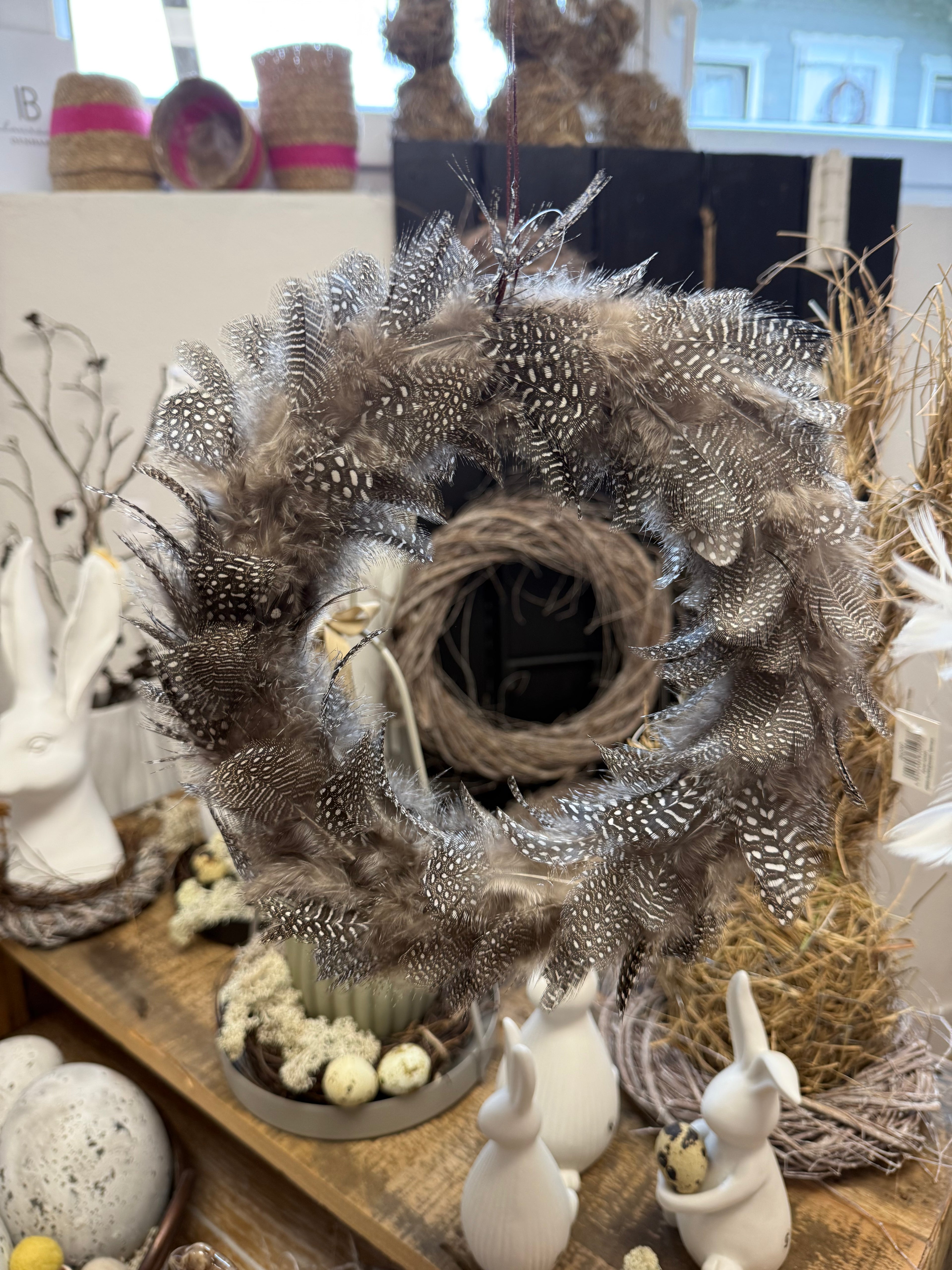 Kranz Perlhuhnfedern, beidseitig, natur -  Ø 20 cm