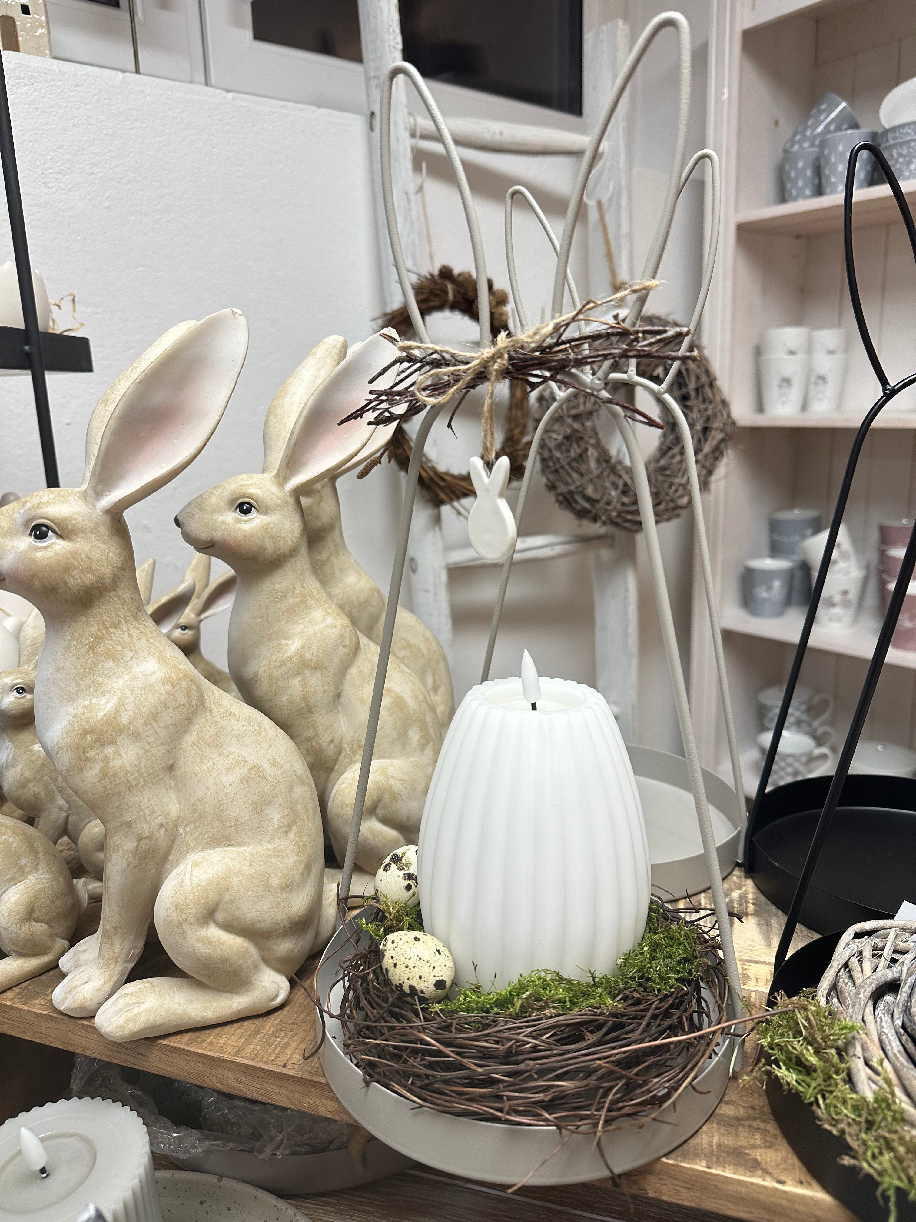 Tablett Metall/ Dekotablett mit Hasenohren, taupe - H: 39 cm