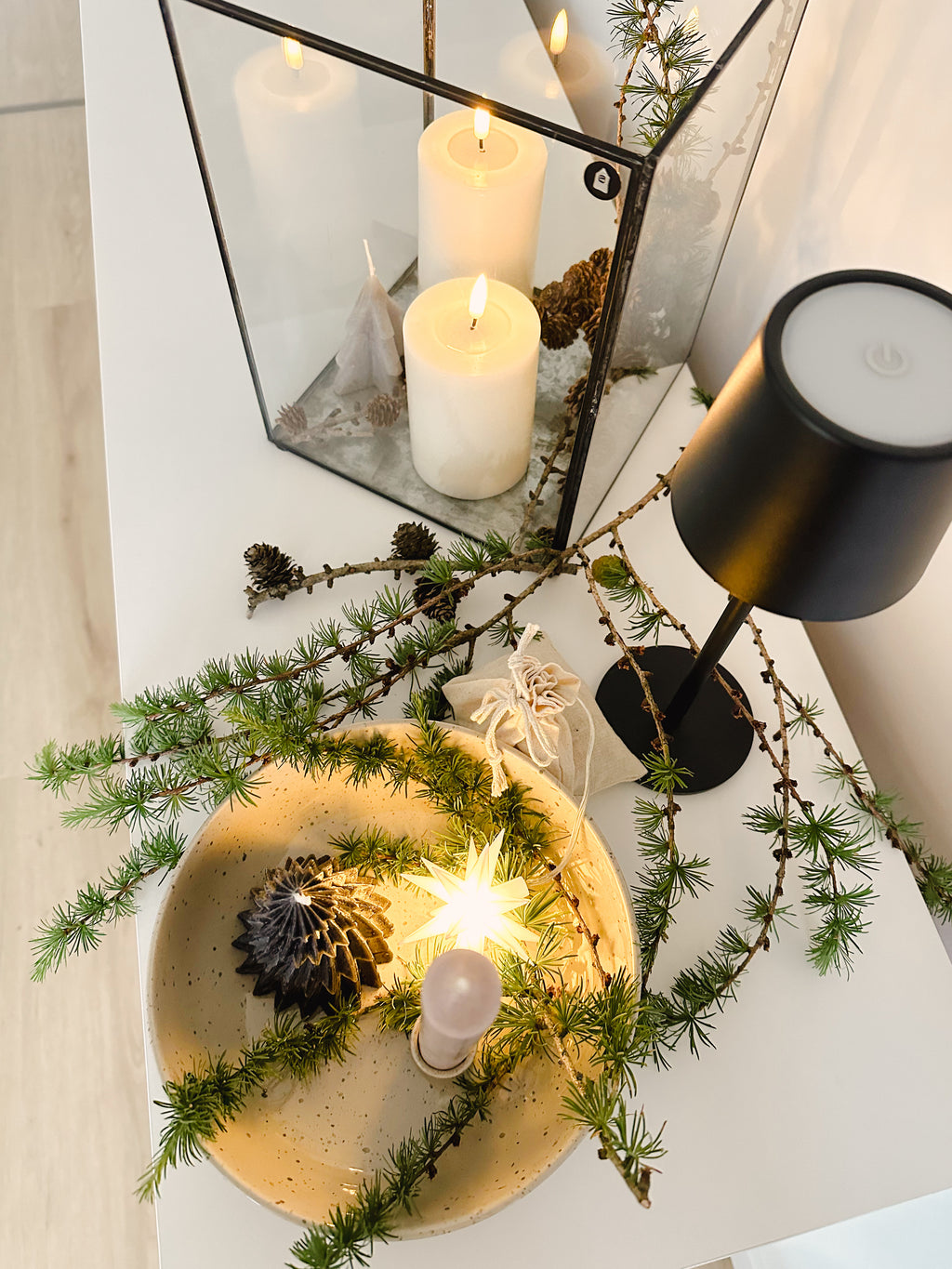 Deko-Kerze Tannenbaum/ Baum, taupe - 8 cm