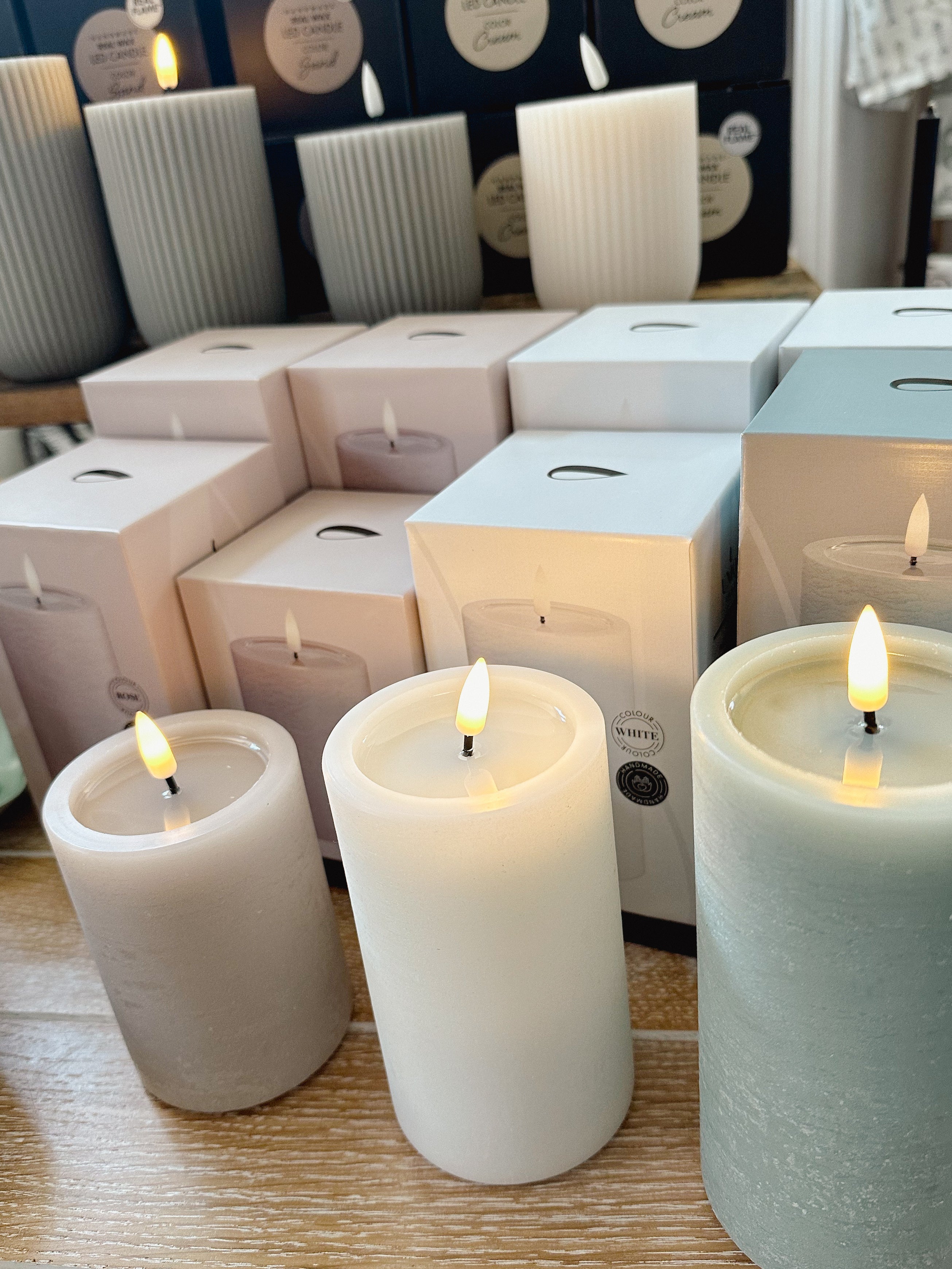 LED UNIQUE Stumpenkerze, rosa Deluxe Homeart - Ø7,5 X H 12,5 cm