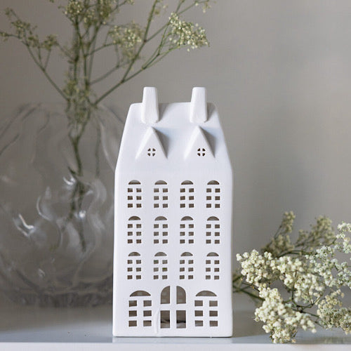 STORSTADEN NR 3, Lichthaus/ Häuschen aus Keramik - white