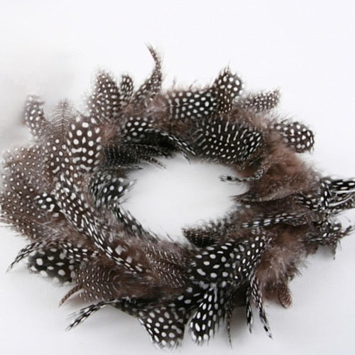 Kranz Perlhuhnfedern, natur -  Ø 12 cm