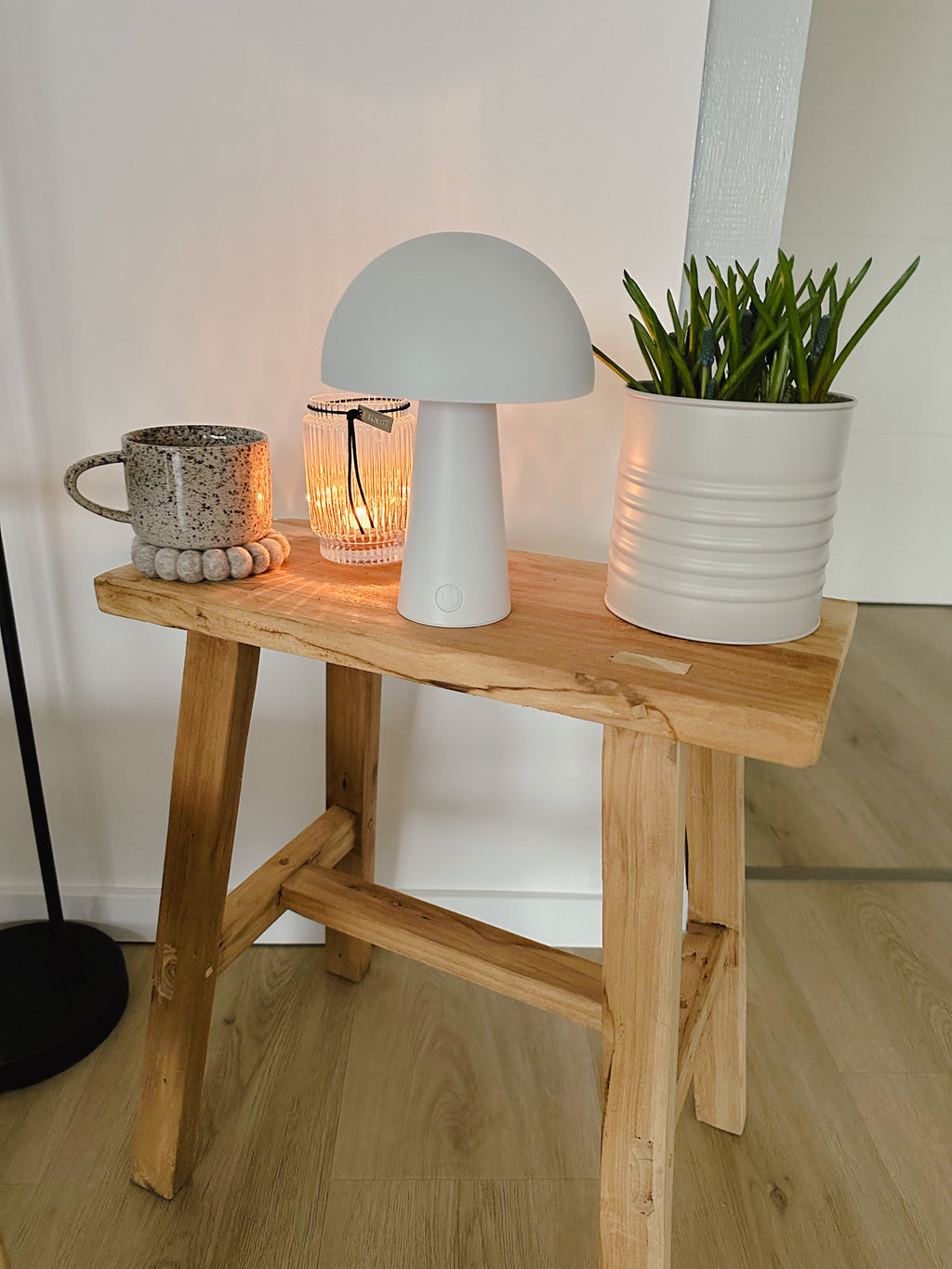 LED Lampe Pilzform, Dimmfunktion, aufladbar, 3 Farbstufen - weiß