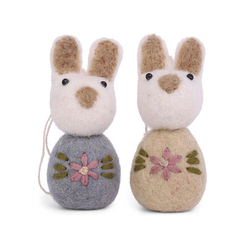 Filz-Hasen, weiß mit Blumenstickerei - 2er Set