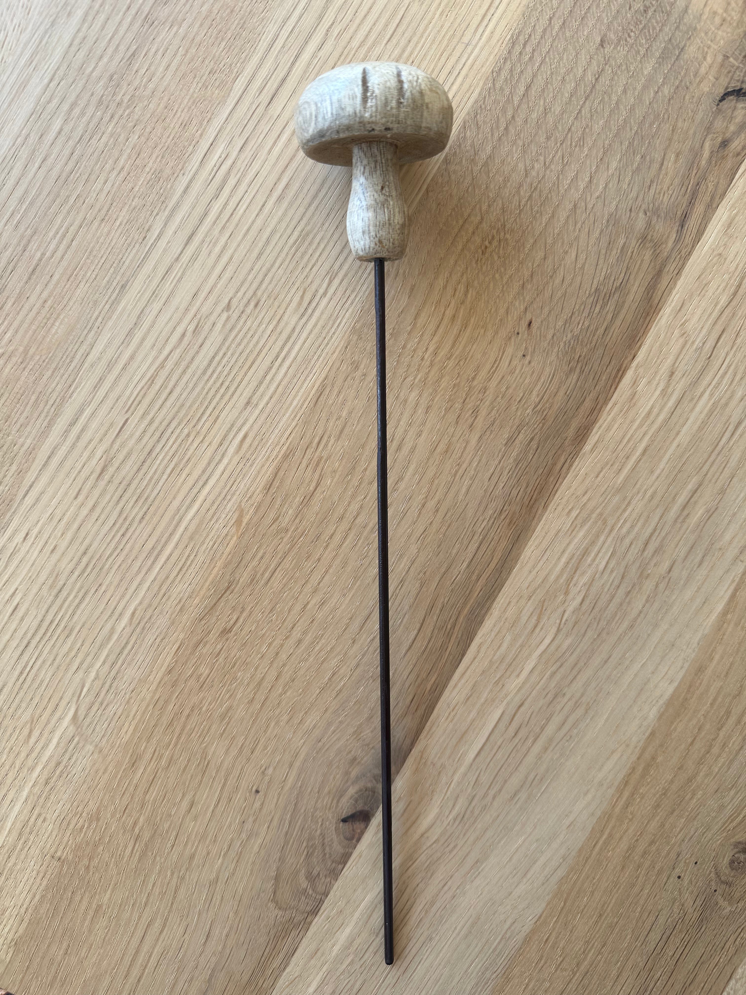 Pilz Stecker, Holz/ Metall, natur