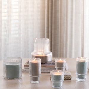 Kerze Rippled - Kerzenglas gerillt mit Wachsfüllung, H: 9,5cm - sand