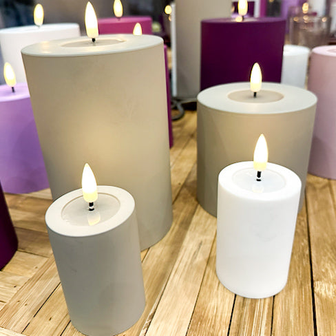 Weiße LED Outdoorkerze/  Stumpenkerze Deluxe Homeart - Ø5 X H 7,5 cm