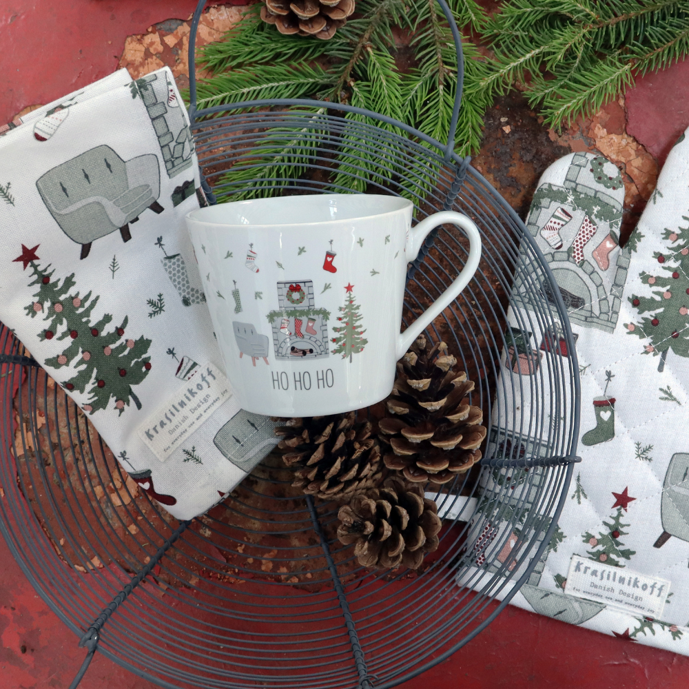 GESCHIRRTUCH/ TEA TOWEL BY THE FIRE