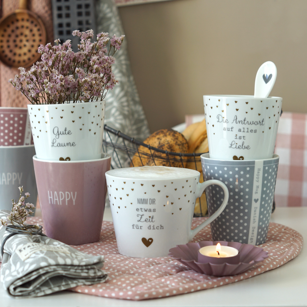 TASSE/ BECHER HAPPY MUG - Die Antwort auf alles ist Liebe