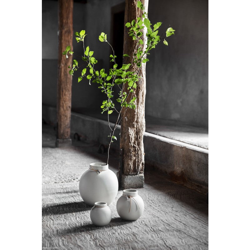 ERNST runde Vase aus Keramik, weiß - 14 cm