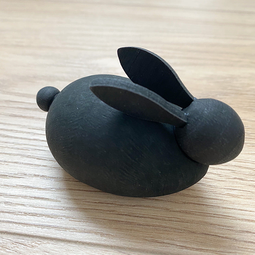 Holzhase/ Hase liegend  - schwarz