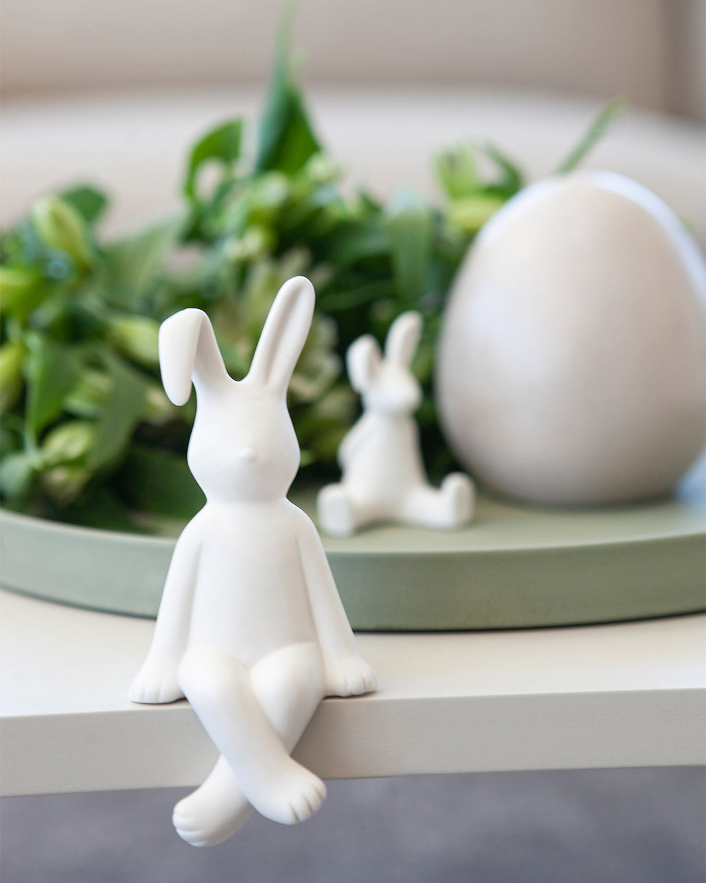 Sitzender Osterhase/ Hase Pelle - Keramik