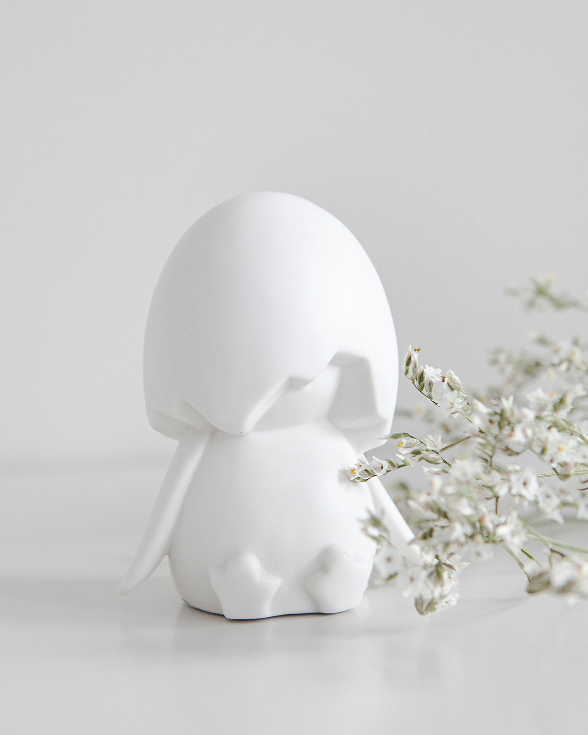 Greta Küken mit Eierschale - Keramik