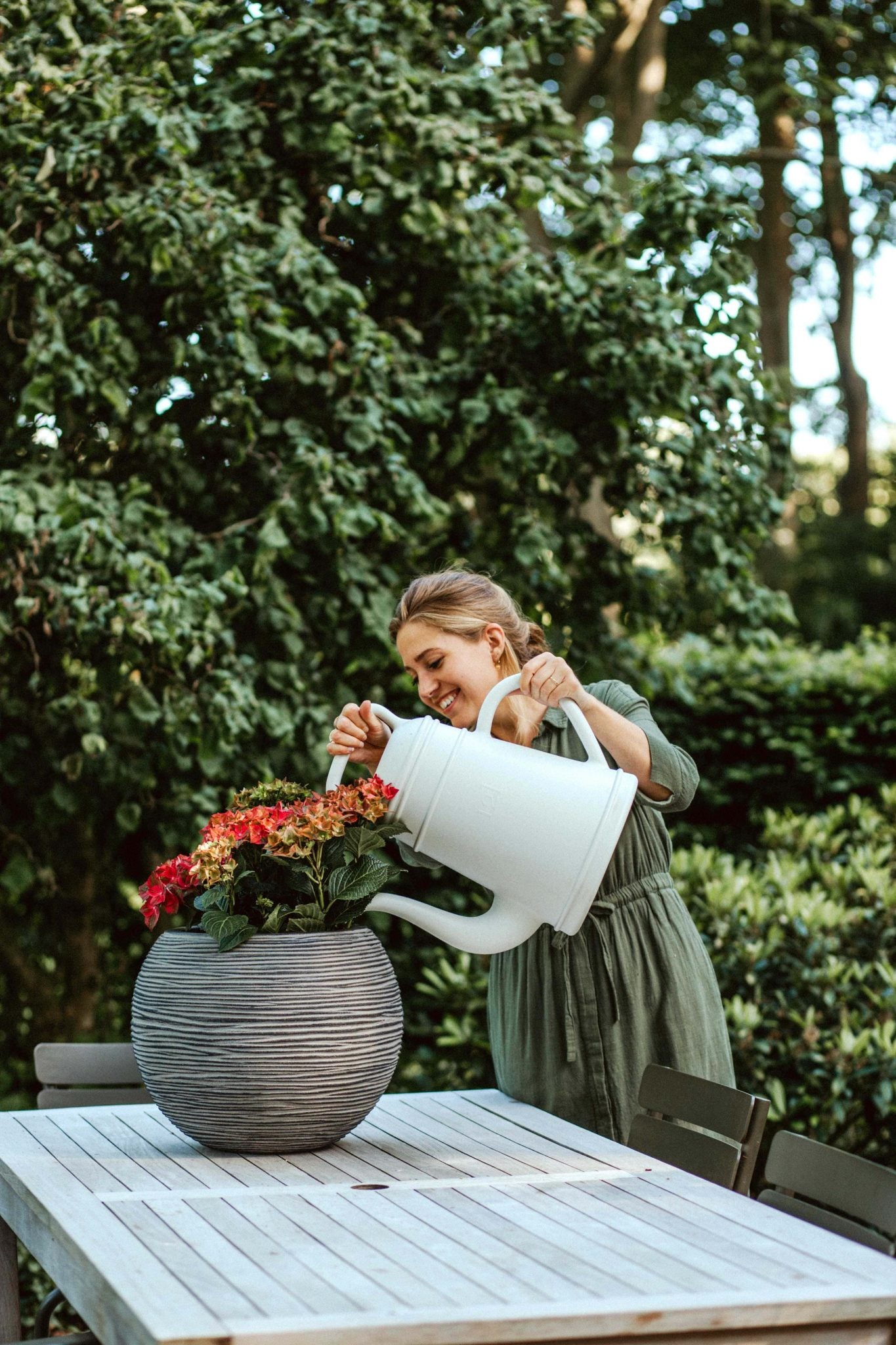 Gießkanne Lungo 8 L olivgrau