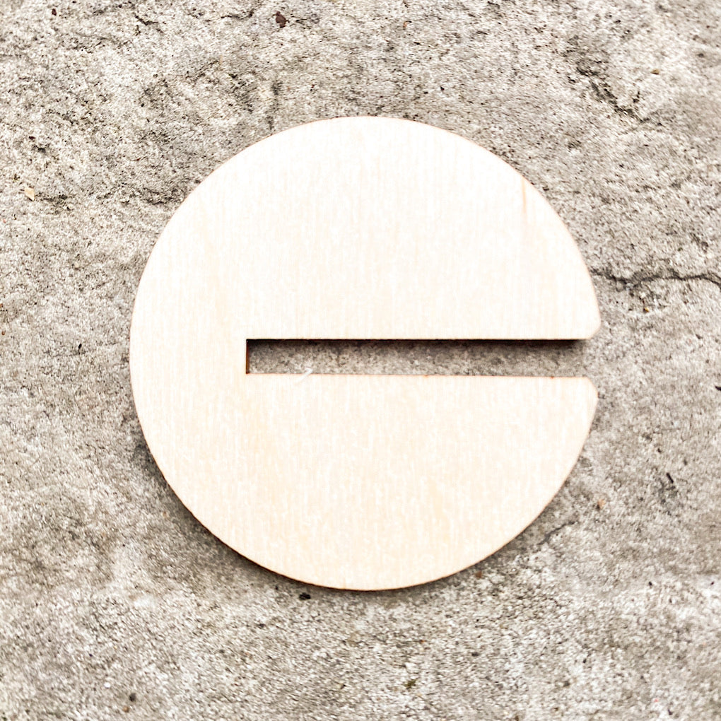 Standfuß/ Holzscheibe/ Klemmscheibe, 4 mm Artikel - z. B. für die Schriftzüge von August&Getrude