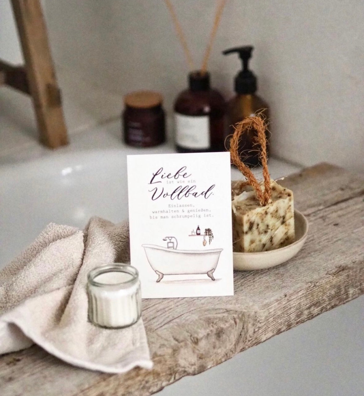 Postkarte "Liebe ist wie ein Vollbad" A6